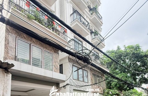 Thạch Bàn Long Biên 13 tỷ 7 tầng thang máy - ô tô đỗ ngày đêm