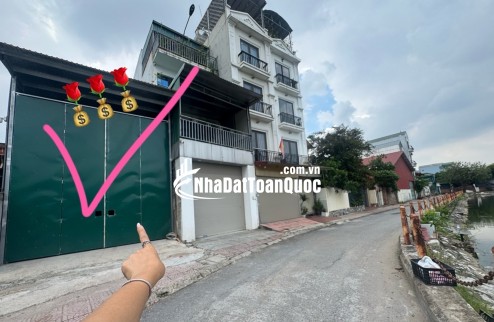 Bán Nhà Bát Khối 11 tỷ 86m ô tô đỗ cửa,vỉa hè view hồ
