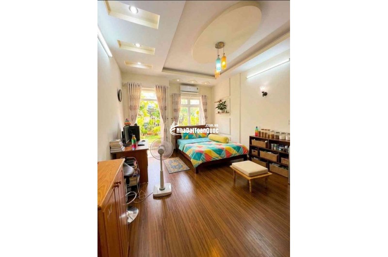Bán nhà Quận 7 - KDC Nam Long Phú Thuận 80m2 4tầng 4PN - Khu Đồng Bộ - Mới ở ngay, 12tỷ700