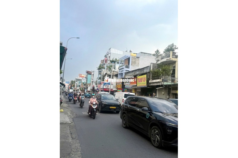 MẶT TIỀN KINH DOANH SÁT CHỢ VẢI TÂN BÌNH. GIÁ 18 tỷ