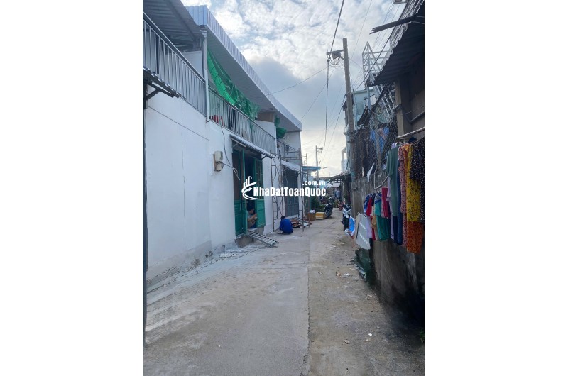 BÁN NHÀ CẤP 4 XINH XẮN VIEW BỜ SÔNG THAM LƯƠNG – GIÁ CỰC TỐT. LH:0903993987 – 0787002686.