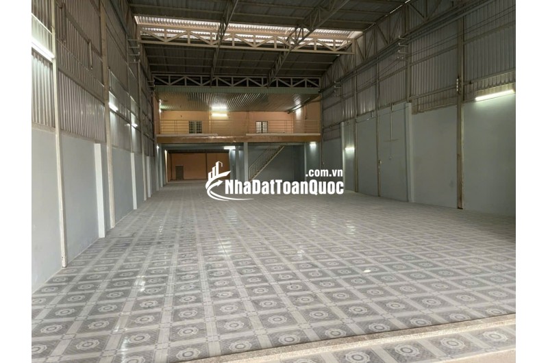 Bán nhà mặt tiền Đặng Thúc Vịnh, Hóc Môn, diện tích 535m2, sổ hồng riêng, giá 18.3 tỷ. LH: 0961725738