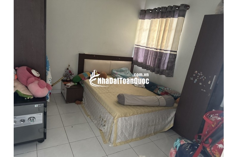 Bán căn hộ 70m2 tầng 20 C/C Topaz Garden