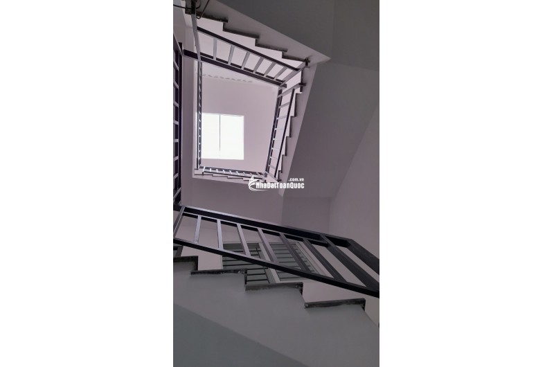 Chính chủ bán nhà mới 3.4*20m, khu biệt thự, hẻm xe tải 6m, 141/ đường Bàn Cờ, P3, Q3, HCM