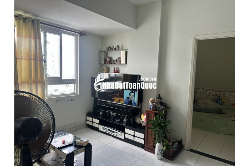 Bán căn hộ 70m2 tầng 20 C/C Topaz Garden