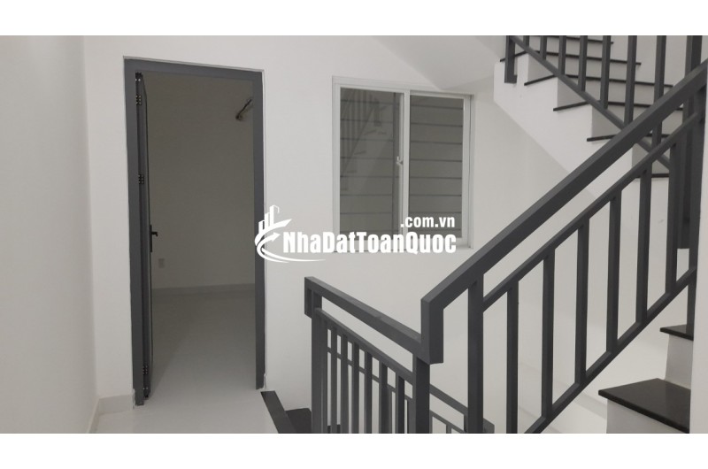 Chính chủ bán nhà mới 3.4*20m, khu biệt thự, hẻm xe tải 6m, 141/ đường Bàn Cờ, P3, Q3, HCM
