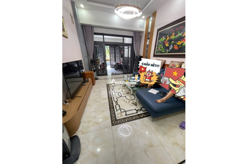 Ngay Thạnh Xuân Quận Hẻm xe tải thông 4 tầng-77m2-nhà đẹp mới chủ đang ở chỉ hơn 5 tỷ