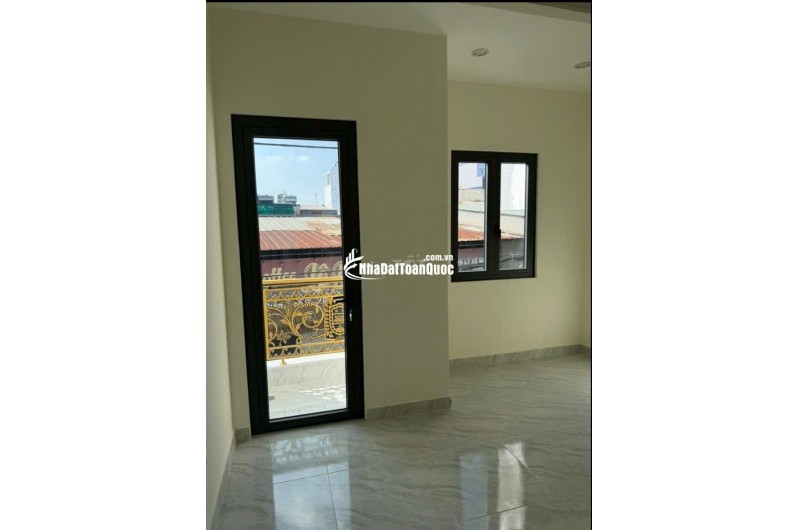 Bán nhà mới 100% 1 trệt 3 lầu tại ĐS9, P. BHH, Bình Tân