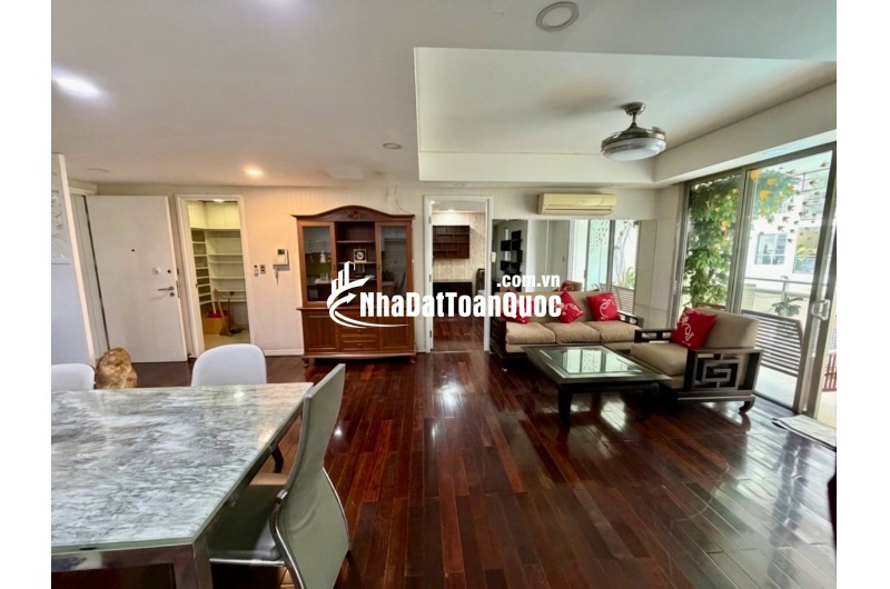Bán căn hộ 4PN Botanic Phú Nhuận 147m2 view hồ bơi giá 12tỷ thương lượng
