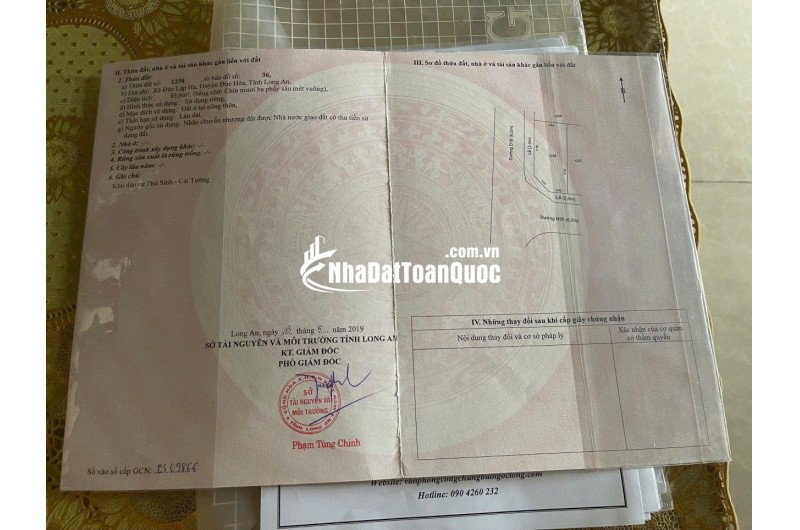 BÁN ĐẤT ĐỨC HOÀ TỈNH TÂY NINH - DT 93,6 M2 - SHR - 2TỶ050TR. LH:0903974577
