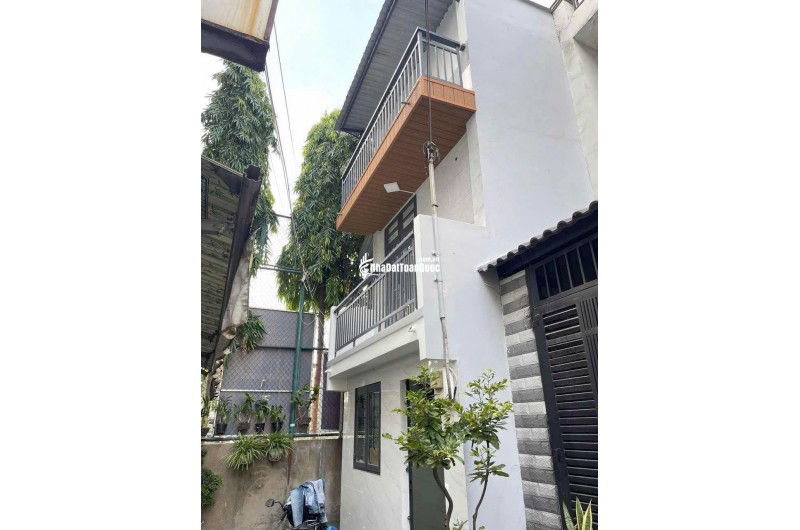 BÁN NHÀ 238/62 LÊ VĂN QUỚI - 16 M2 -  ĐÃ HOÀN CÔNG - SHR - CHỈ 2TỶ280TR. LH:0915999552.
