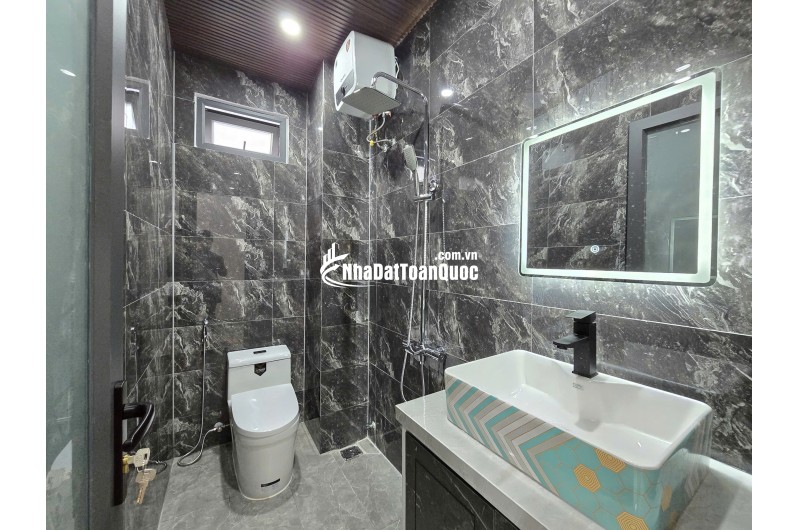 BÁN NHÀ PHƯỜNG THANH KHÊ ĐÔNG QUẬN THANH KHÊ 70M2 - 12.5 TỶ. LH:0932646343.