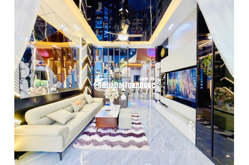 BÁN NHÀ THANH KHÊ ĐÔNG QUẬN THANH KHÊ 68M2 - 9.5 TỶ. LH:0932646343.