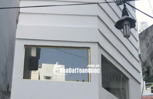 Bán nhà hẻm xe tải Trần Hưng Đạo P2 Q5 đúc 3 tầng