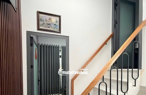 Bán nhà 43m2, 2 tầng, 3PN tại đường Lê Văn Duyệt, Bình Thạnh. Sổ đỏ chính chủ. LH: 0366375002