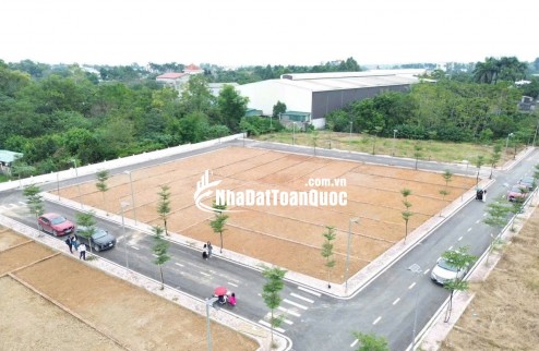 Bán gấp 200m2 đất thổ cư tại Thạch Hòa, Thạch Thất, sổ hồng riêng, giá 1.5 tỷ. LH: 0973440542